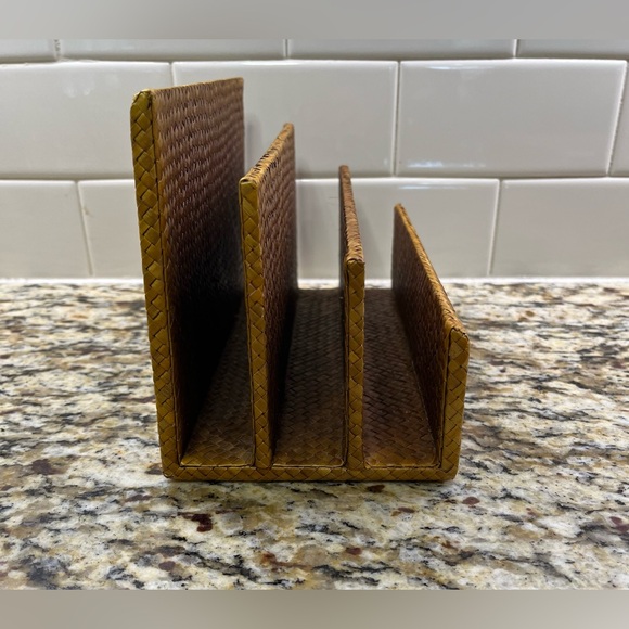 Natural Woven Letter Holder Divided Organize - Picture 5 of 7